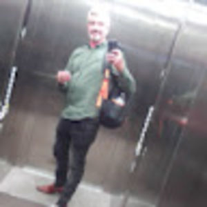 Meet your Posher, Troy